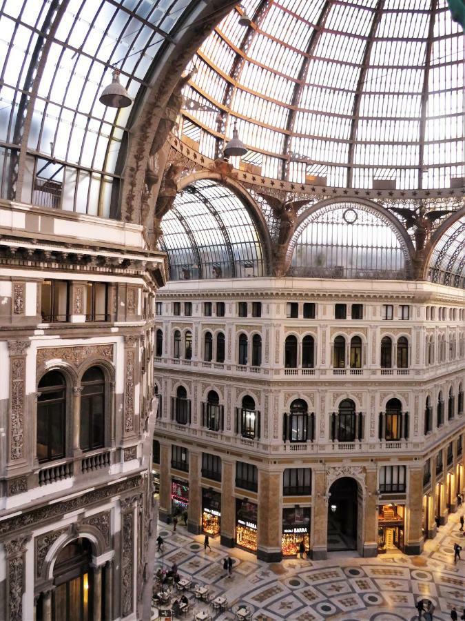 Domus Sibyllina, Galleria Umberto I Naples Exterior photo